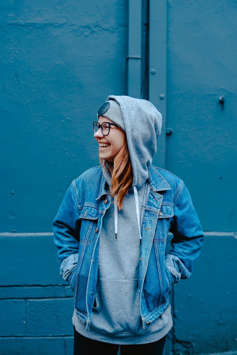 Sourire et relation de confiance pendant un échange d'accompagnement